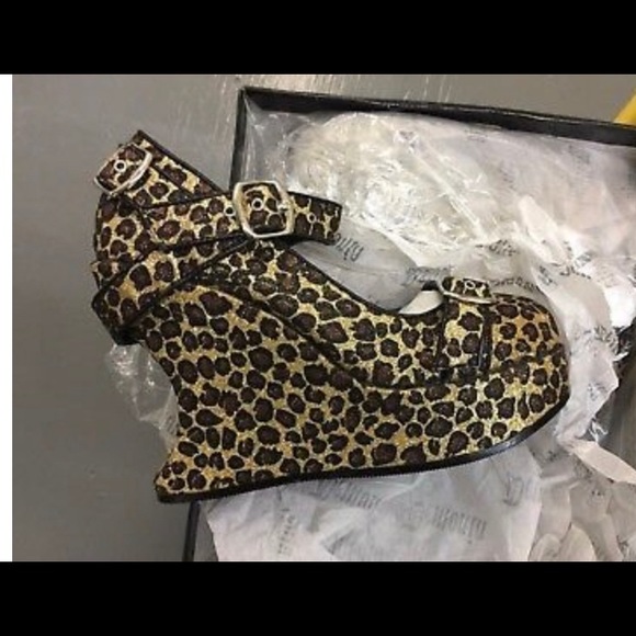 Vintage Y2K cheetah platforms - Picture 3 of 4